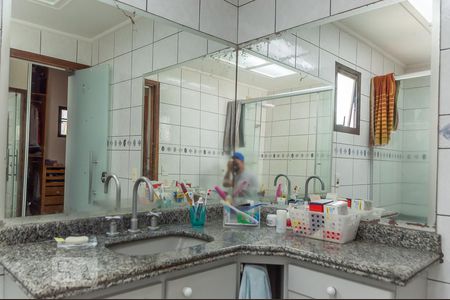 Apartamento à venda com 373m², 4 quartos e 3 vagasBanheiro da Suíte