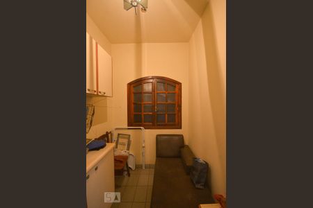 Casa para alugar com 600m², 8 quartos e 5 vagas Casa para alugar com 600m², 8 quartos e 5 vagasQuarto de Serviço