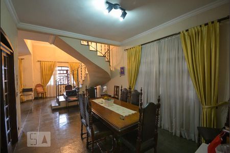 Sala de casa para alugar com 8 quartos, 600m² em Vila Mariana, São Paulo