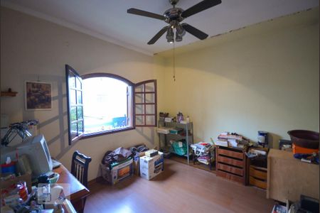 Casa para alugar com 600m², 8 quartos e 5 vagas Casa para alugar com 600m², 8 quartos e 5 vagasQuarto 1