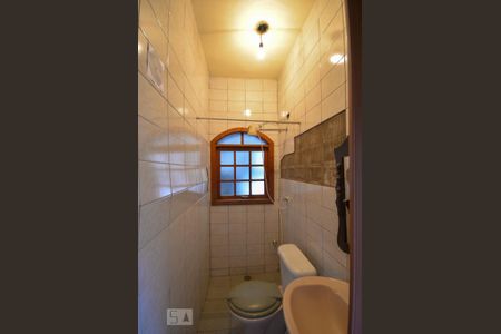 Casa para alugar com 600m², 8 quartos e 5 vagas Casa para alugar com 600m², 8 quartos e 5 vagasBanheiro de Serviço