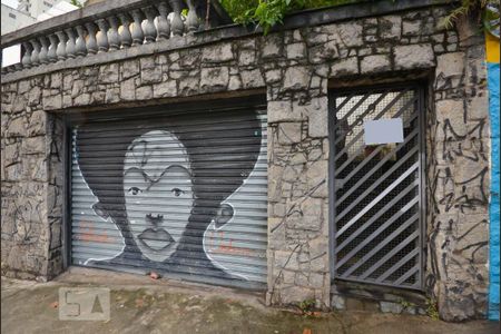 Casa para alugar com 600m², 8 quartos e 5 vagas Casa para alugar com 600m², 8 quartos e 5 vagasFachada