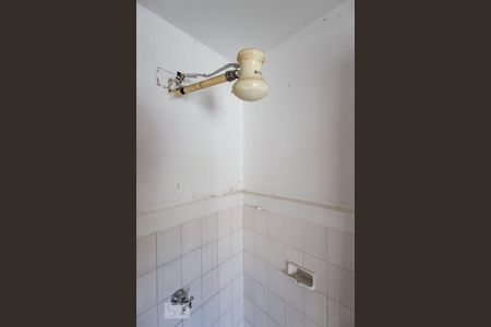 Casa à venda com 210m², 3 quartos e 2 vagasBanheiro de Serviço