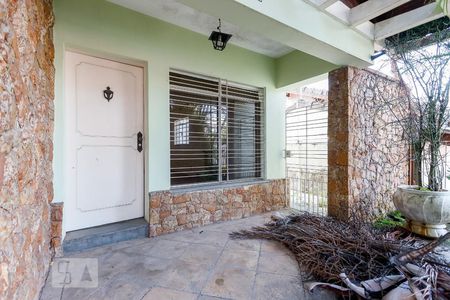 Casa à venda com 210m², 3 quartos e 2 vagasEntrada