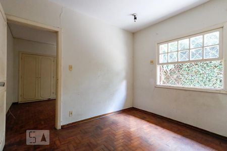 Casa à venda com 210m², 3 quartos e 2 vagasQuarto 3