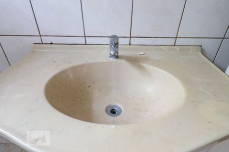 Casa à venda com 210m², 3 quartos e 2 vagasBanheiro