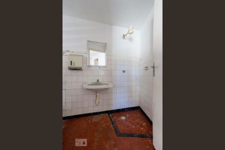 Casa à venda com 210m², 3 quartos e 2 vagasBanheiro de Serviço