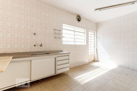 Casa à venda com 210m², 3 quartos e 2 vagasCozinha