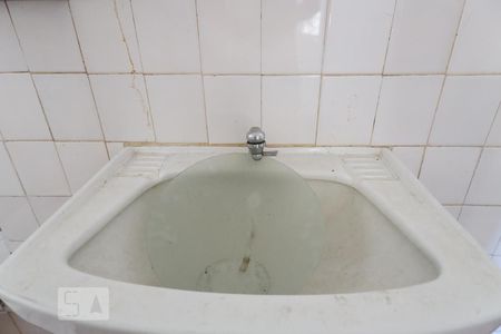 Casa à venda com 210m², 3 quartos e 2 vagasBanheiro de Serviço