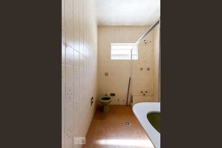 Casa à venda com 210m², 3 quartos e 2 vagasBanheiro da Suíte