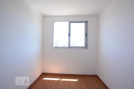 Quarto 1 de apartamento para alugar com 2 quartos, 46m² em Irajá, Rio de Janeiro