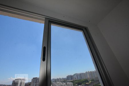 Apartamento para alugar com 2 quartos, 46m² em Irajá, Rio de Janeiro