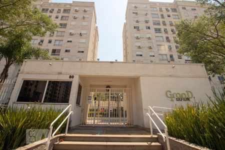 Apartamento para alugar com 70m², 2 quartos e 1 vagaFachada