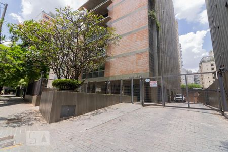 Apartamento para alugar com 190m², 3 quartos e 1 vagaFachada