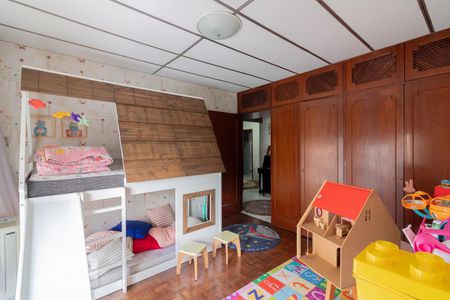 Apartamento para alugar com 190m², 3 quartos e 1 vagaQuarto 2