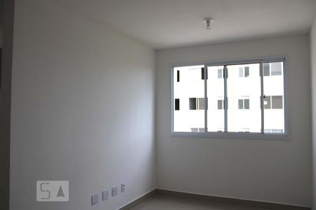 Apartamento para alugar com 43m², 2 quartos e 2 vagas Apartamento para alugar com 43m², 2 quartos e 2 vagasSala