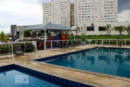 Apartamento para alugar com 43m², 2 quartos e 2 vagas Apartamento para alugar com 43m², 2 quartos e 2 vagasÁrea comum - Piscina