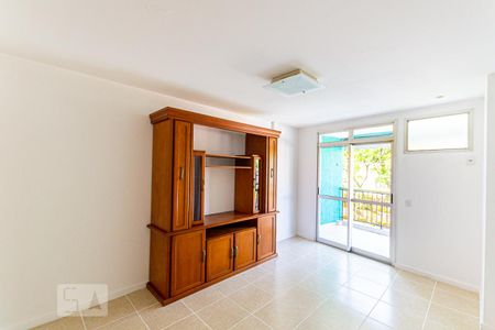 Sala de apartamento para alugar com 2 quartos, 72m² em Icaraí, Niterói