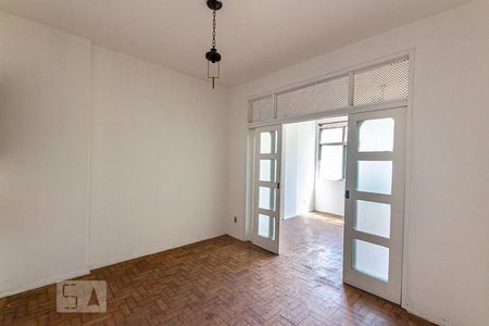 Apartamento à venda com 105m², 3 quartos e 1 vagaQuarto 2