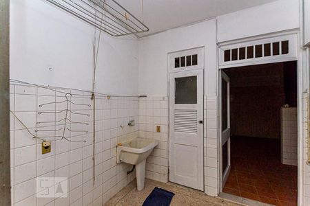 Apartamento à venda com 105m², 3 quartos e 1 vagaÁrea de Serviço