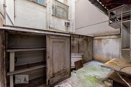 Apartamento à venda com 105m², 3 quartos e 1 vagaÁrea de Serviço