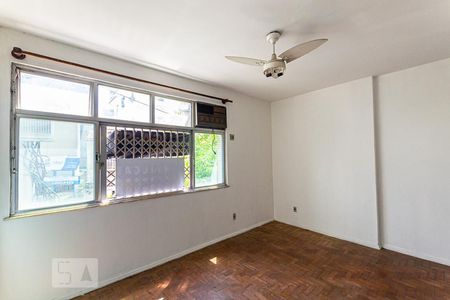 Apartamento à venda com 105m², 3 quartos e 1 vagaQuarto 1