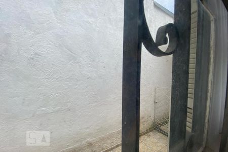 Casa à venda com 70m², 2 quartos e 1 vaga Casa à venda com 70m², 2 quartos e 1 vagaVista do Quarto 2