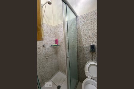 Casa à venda com 70m², 2 quartos e 1 vaga Casa à venda com 70m², 2 quartos e 1 vagaBanheiro da Suíte 1