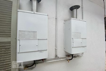 Casa à venda com 70m², 2 quartos e 1 vaga Casa à venda com 70m², 2 quartos e 1 vagaAquecedor