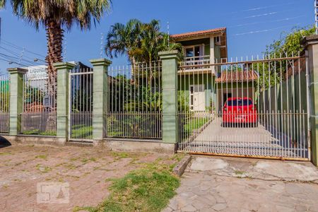 Casa à venda com 202m², 3 quartos e 3 vagasFachada