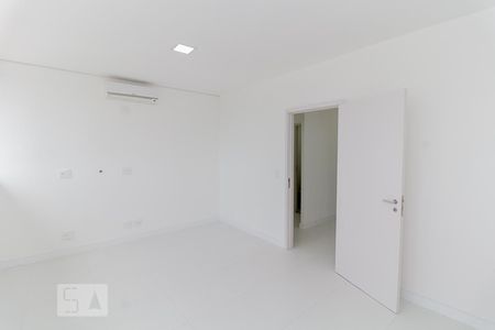 Dormitório de apartamento para alugar com 1 quarto, 35m² em Vila Mogilar, Mogi das Cruzes