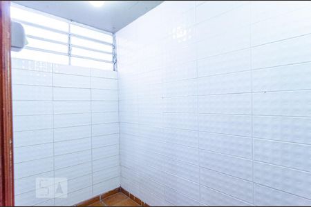 Casa à venda com 240m², 3 quartos e 4 vagas Casa à venda com 240m², 3 quartos e 4 vagasQuarto garagem