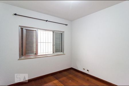 Casa à venda com 240m², 3 quartos e 4 vagas Casa à venda com 240m², 3 quartos e 4 vagasSuíte 3