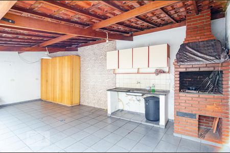 Casa à venda com 240m², 3 quartos e 4 vagas Casa à venda com 240m², 3 quartos e 4 vagasChurrasqueira