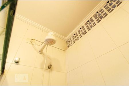 Casa à venda com 240m², 3 quartos e 4 vagas Casa à venda com 240m², 3 quartos e 4 vagasBanheiro da Suíte 2