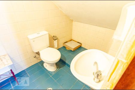 Casa à venda com 240m², 3 quartos e 4 vagas Casa à venda com 240m², 3 quartos e 4 vagasLavabo