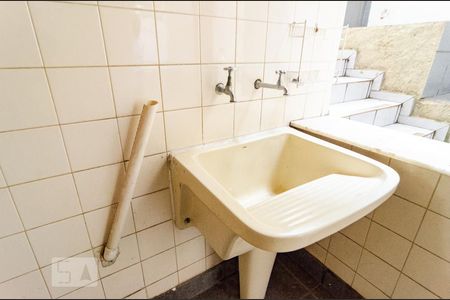 Casa à venda com 240m², 3 quartos e 4 vagas Casa à venda com 240m², 3 quartos e 4 vagasLavanderia