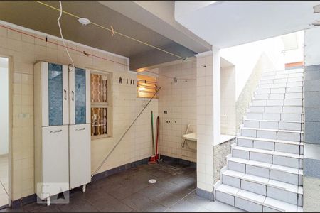 Casa à venda com 240m², 3 quartos e 4 vagas Casa à venda com 240m², 3 quartos e 4 vagasLavanderia