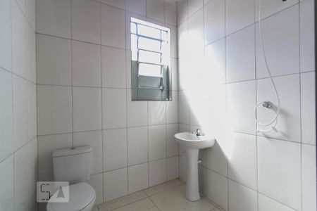 Banheiro de casa para alugar com 2 quartos, 80m² em Vila Santana, Sorocaba
