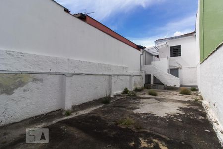 Casa para alugar com 80m², 2 quartos e sem vaga Casa para alugar com 80m², 2 quartos e sem vagaQuintal
