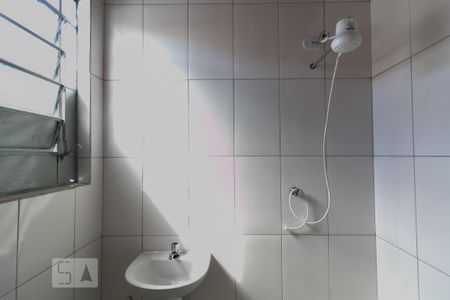 Casa para alugar com 80m², 2 quartos e sem vaga Casa para alugar com 80m², 2 quartos e sem vagaBanheiro