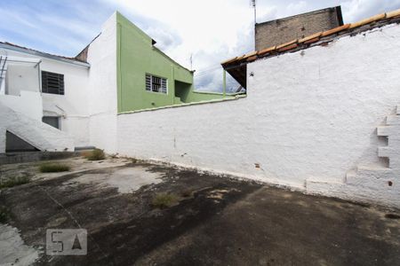 Casa para alugar com 80m², 2 quartos e sem vaga Casa para alugar com 80m², 2 quartos e sem vagaQuintal