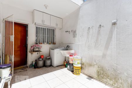 Casa à venda com 107m², 2 quartos e 2 vagas Casa à venda com 107m², 2 quartos e 2 vagasÁrea de Serviço