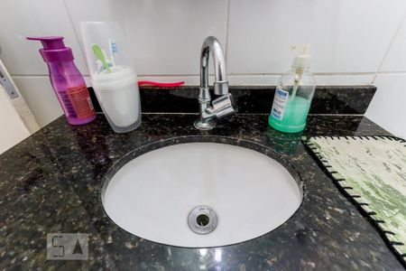 Casa à venda com 107m², 2 quartos e 2 vagas Casa à venda com 107m², 2 quartos e 2 vagasBanheiro da Suíte