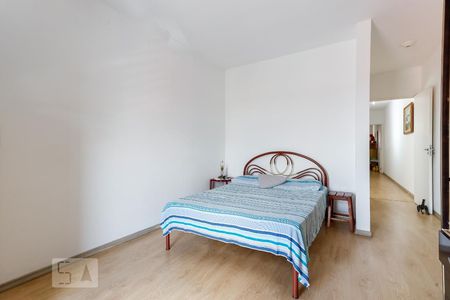 Suíte  de casa à venda com 2 quartos, 107m² em Jardim Peri, São Paulo