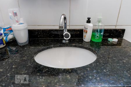 Casa à venda com 107m², 2 quartos e 2 vagas Casa à venda com 107m², 2 quartos e 2 vagasBanheiro