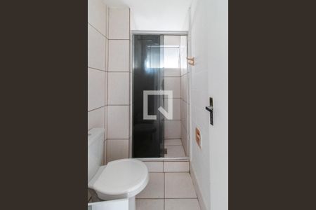 Banheiro de apartamento à venda com 1 quarto, 50m² em Partenon, Porto Alegre