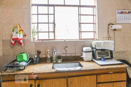 Casa à venda com 112m², 2 quartos e sem vaga Casa à venda com 112m², 2 quartos e sem vagaCozinha