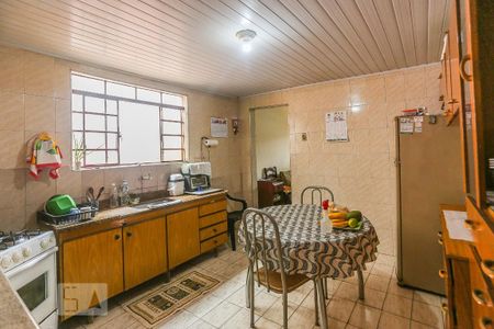 Casa à venda com 112m², 2 quartos e sem vaga Casa à venda com 112m², 2 quartos e sem vagaCozinha