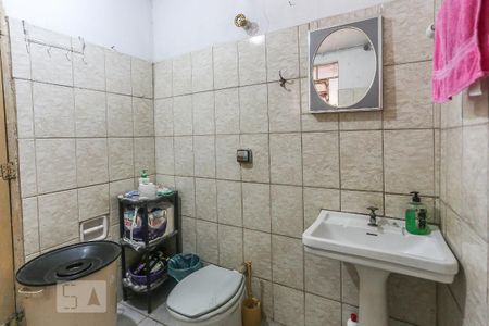 Banheiro de casa para alugar com 2 quartos, 112m² em Jardim Santos Dumont, São Paulo